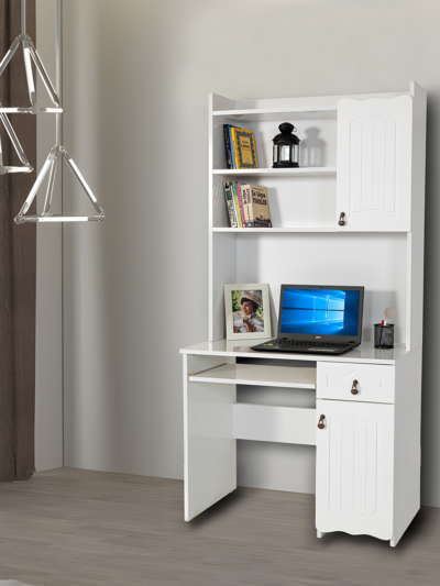 ŞAHİN ÇALIŞMA MASASI