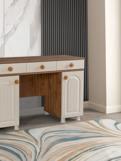 AYNALI MAKYAJ MASASI DOLAPLI